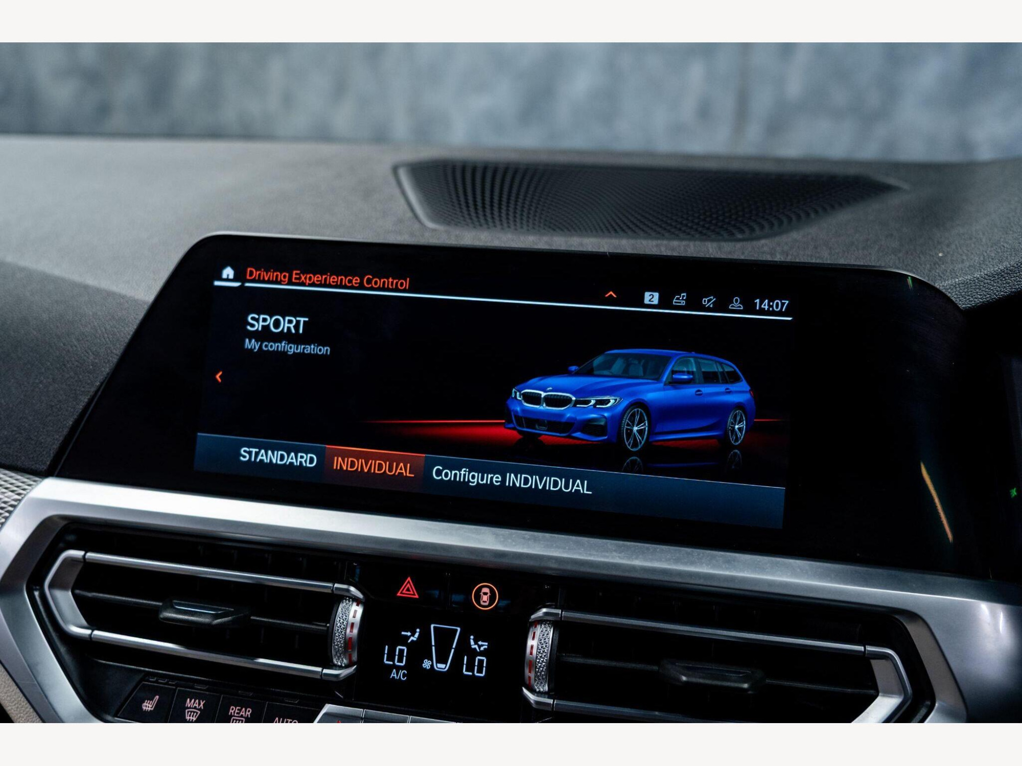 2019 BMW 3 Series image 31