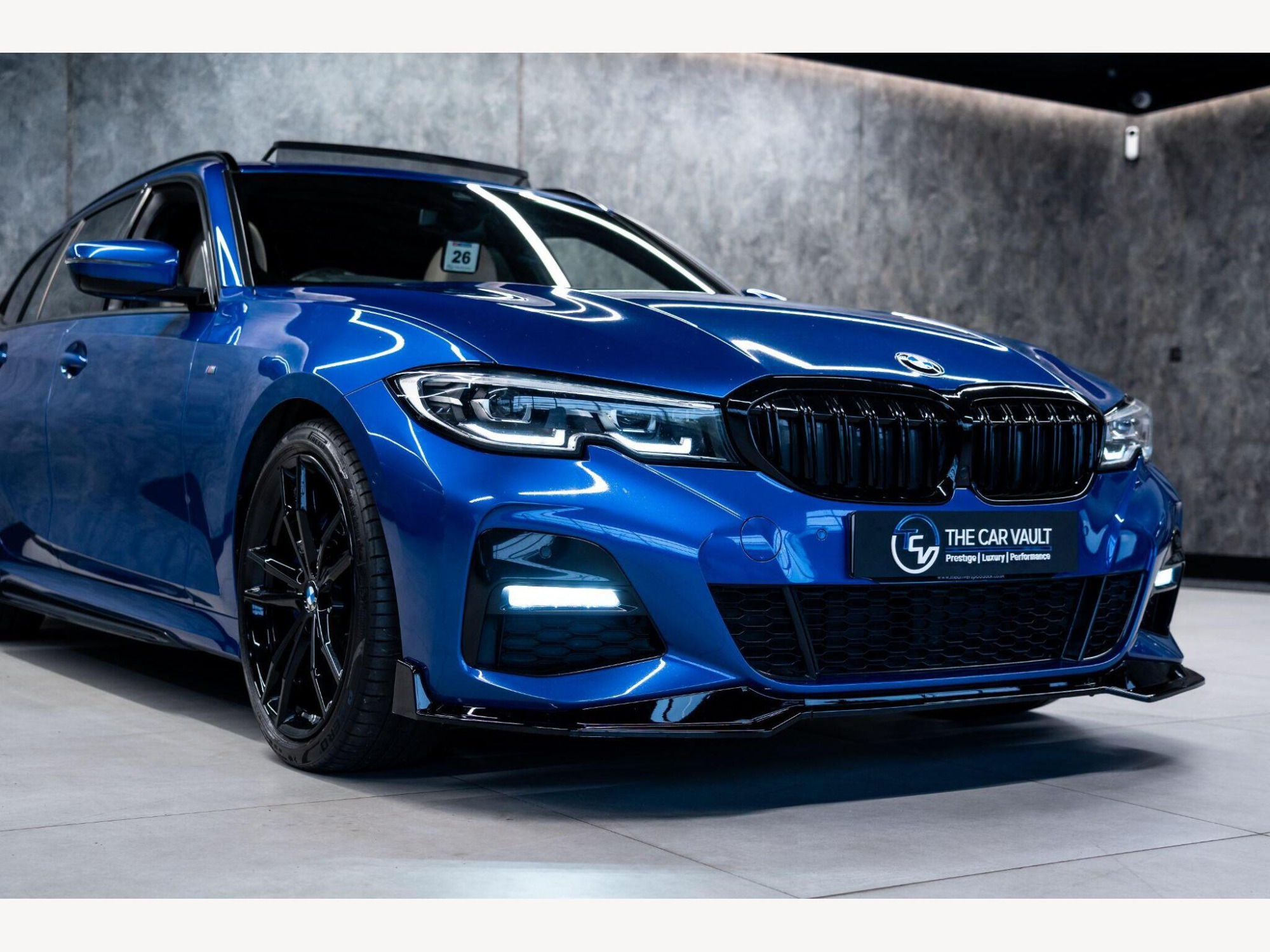 2019 BMW 3 Series image 10