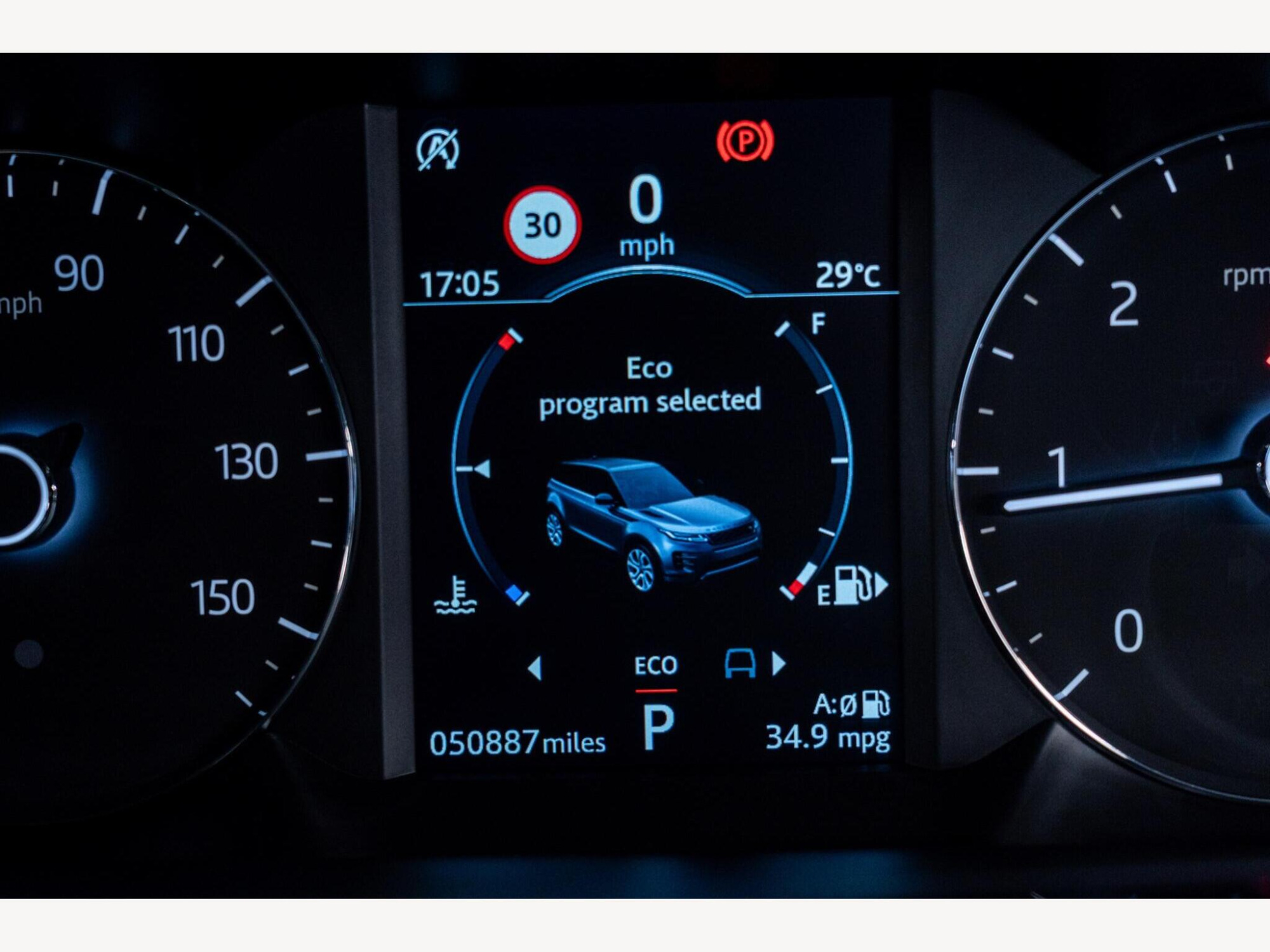 2019 Land Rover Range Rover Evoque image 16