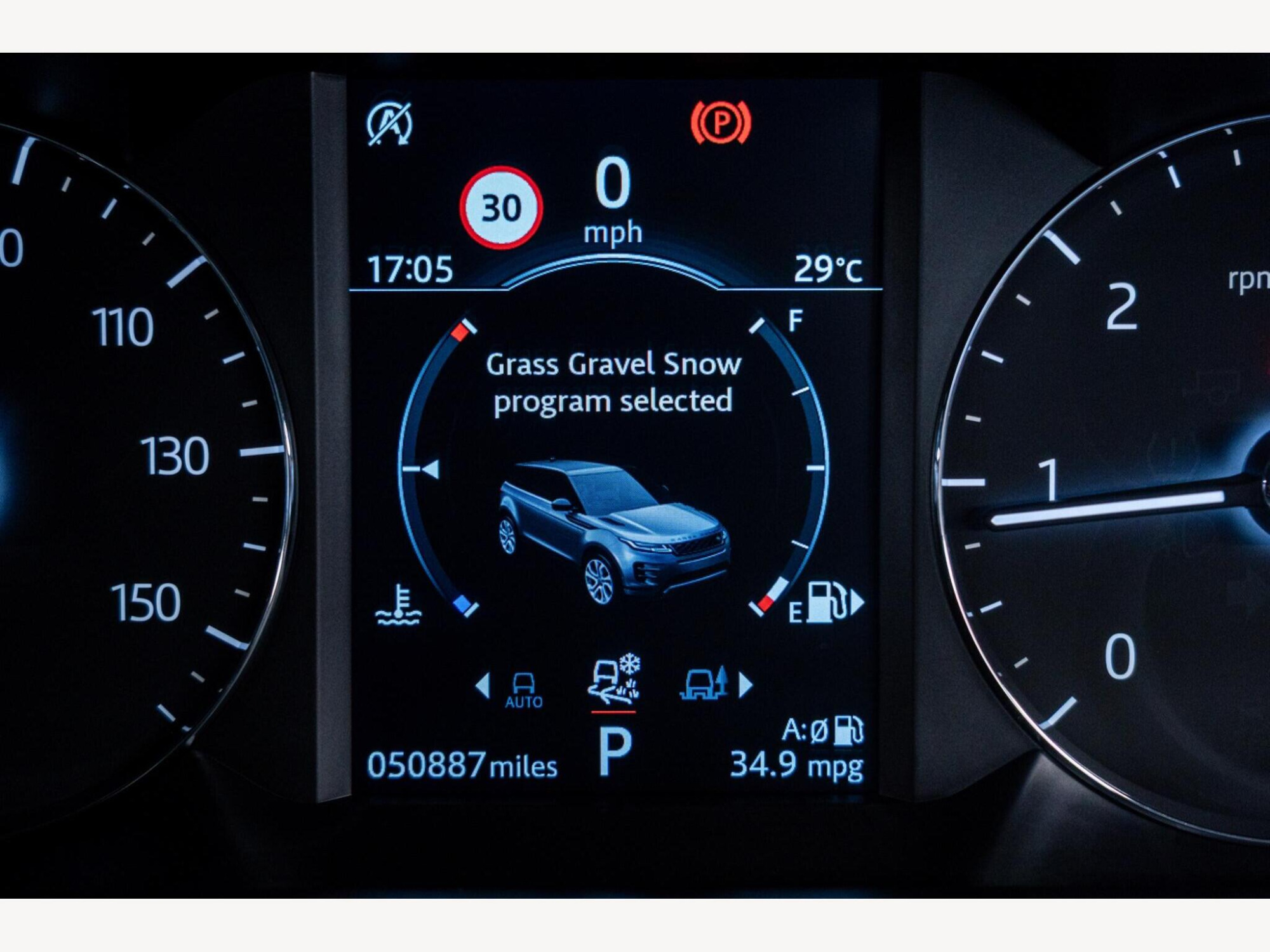2019 Land Rover Range Rover Evoque image 18