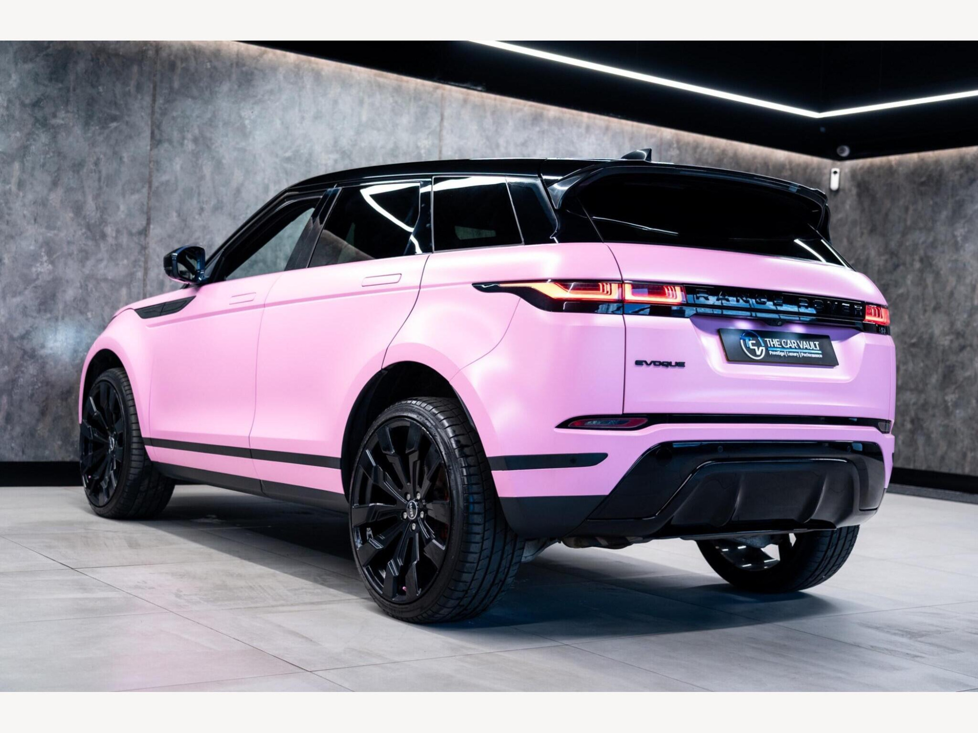 2019 Land Rover Range Rover Evoque image 5