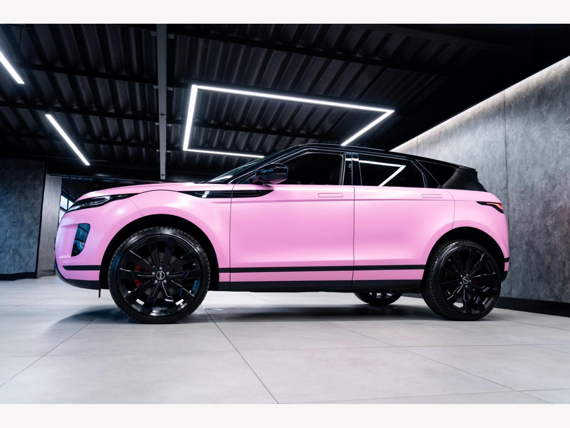 2019 Land Rover Range Rover Evoque image 8