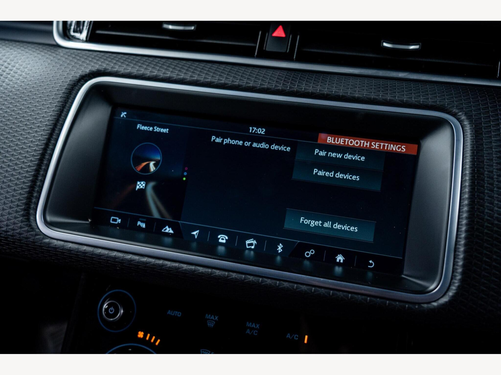 2019 Land Rover Range Rover Evoque image 33