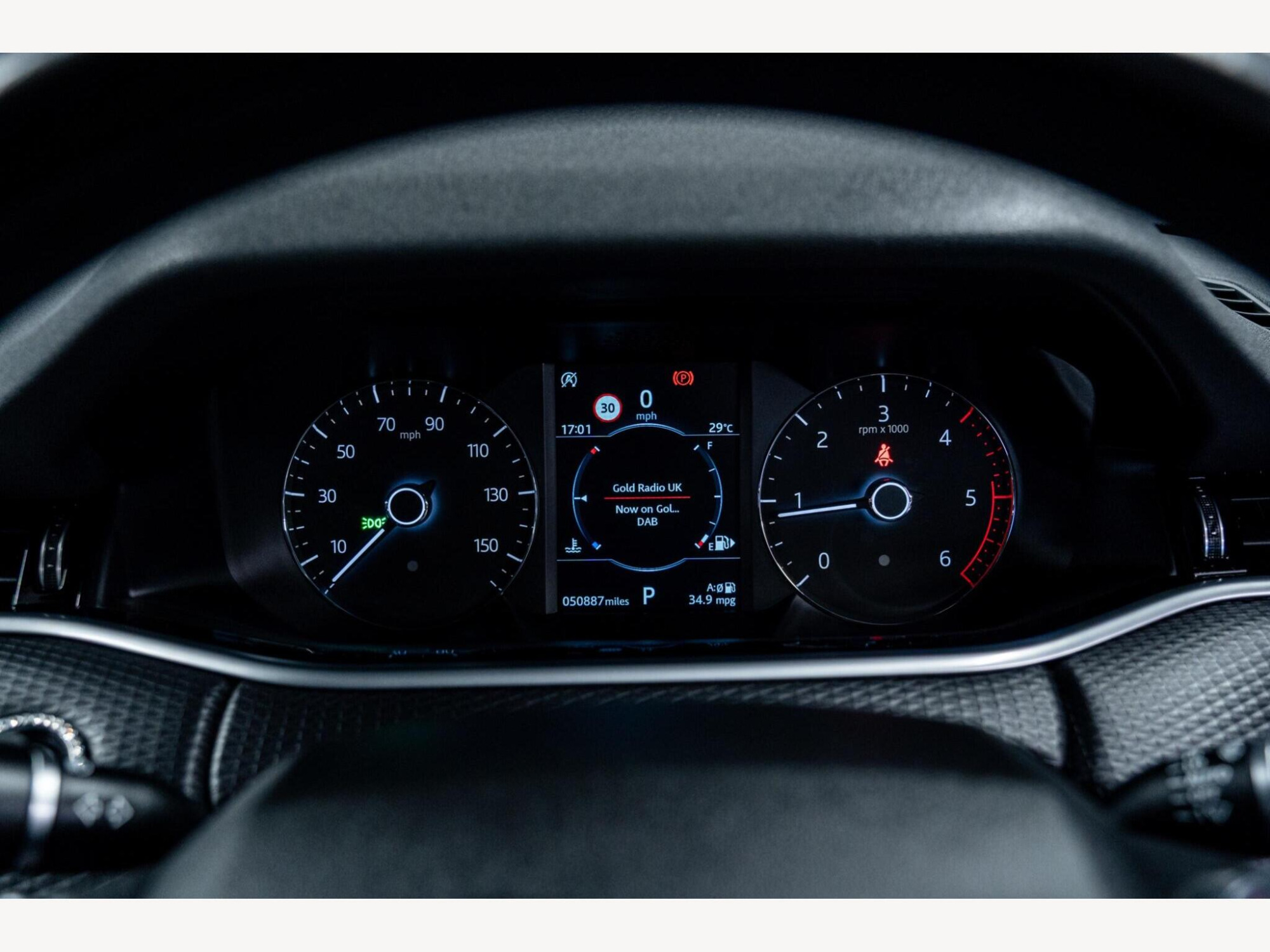 2019 Land Rover Range Rover Evoque image 15