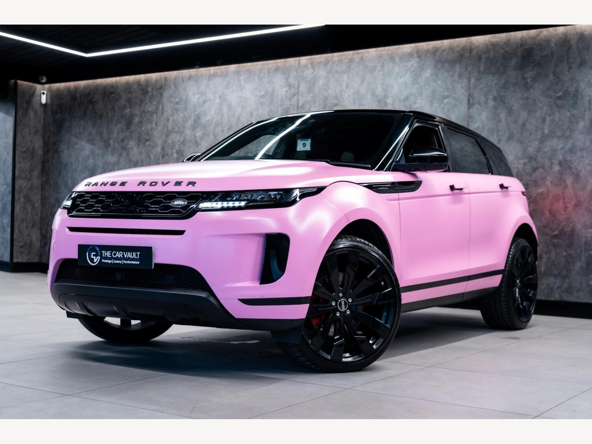 2019 Land Rover Range Rover Evoque image 3