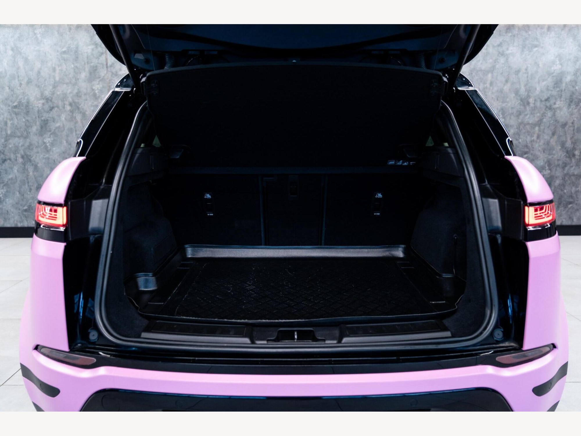 2019 Land Rover Range Rover Evoque image 47