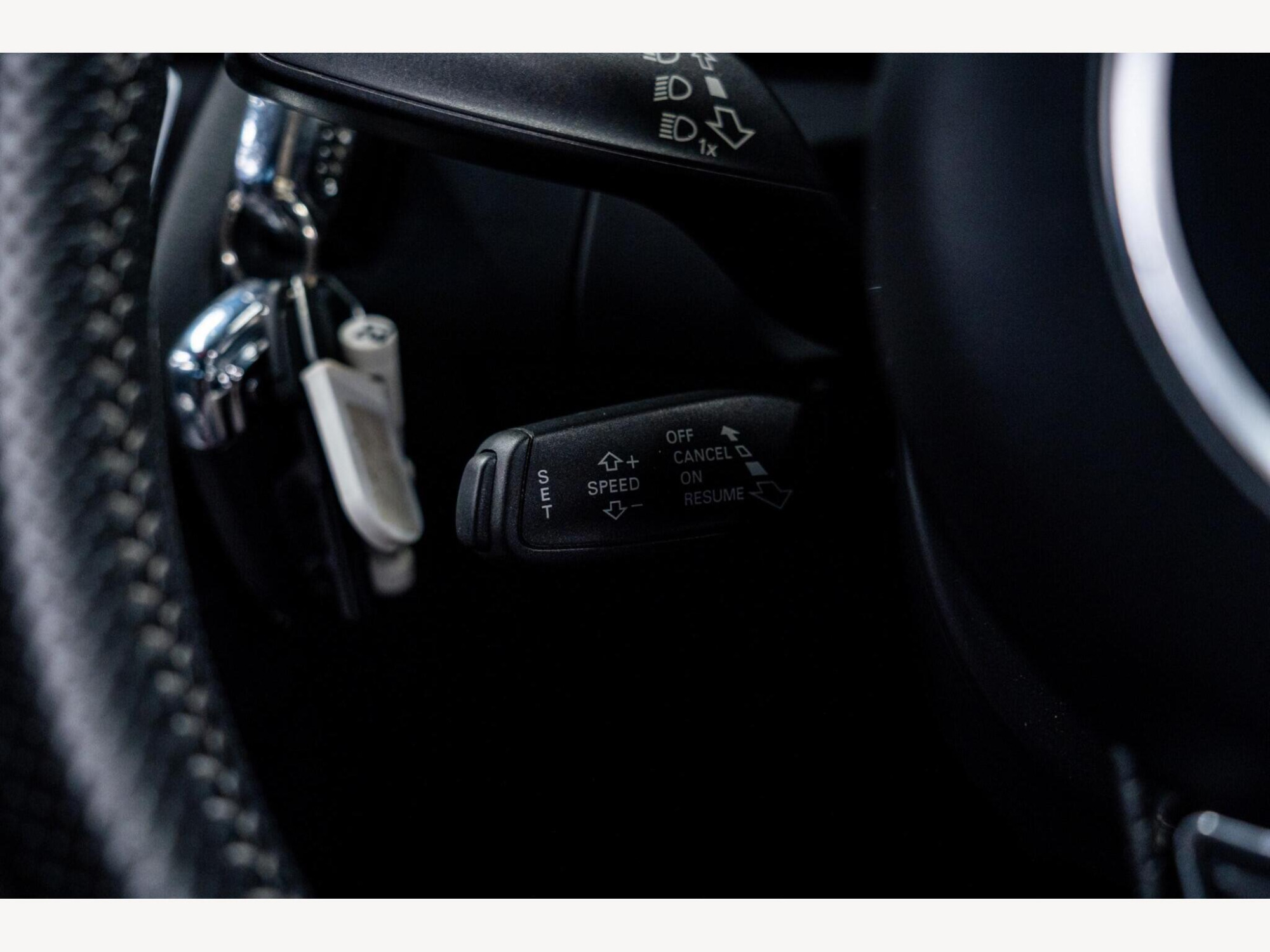 2015 Audi RS4 Avant image 31