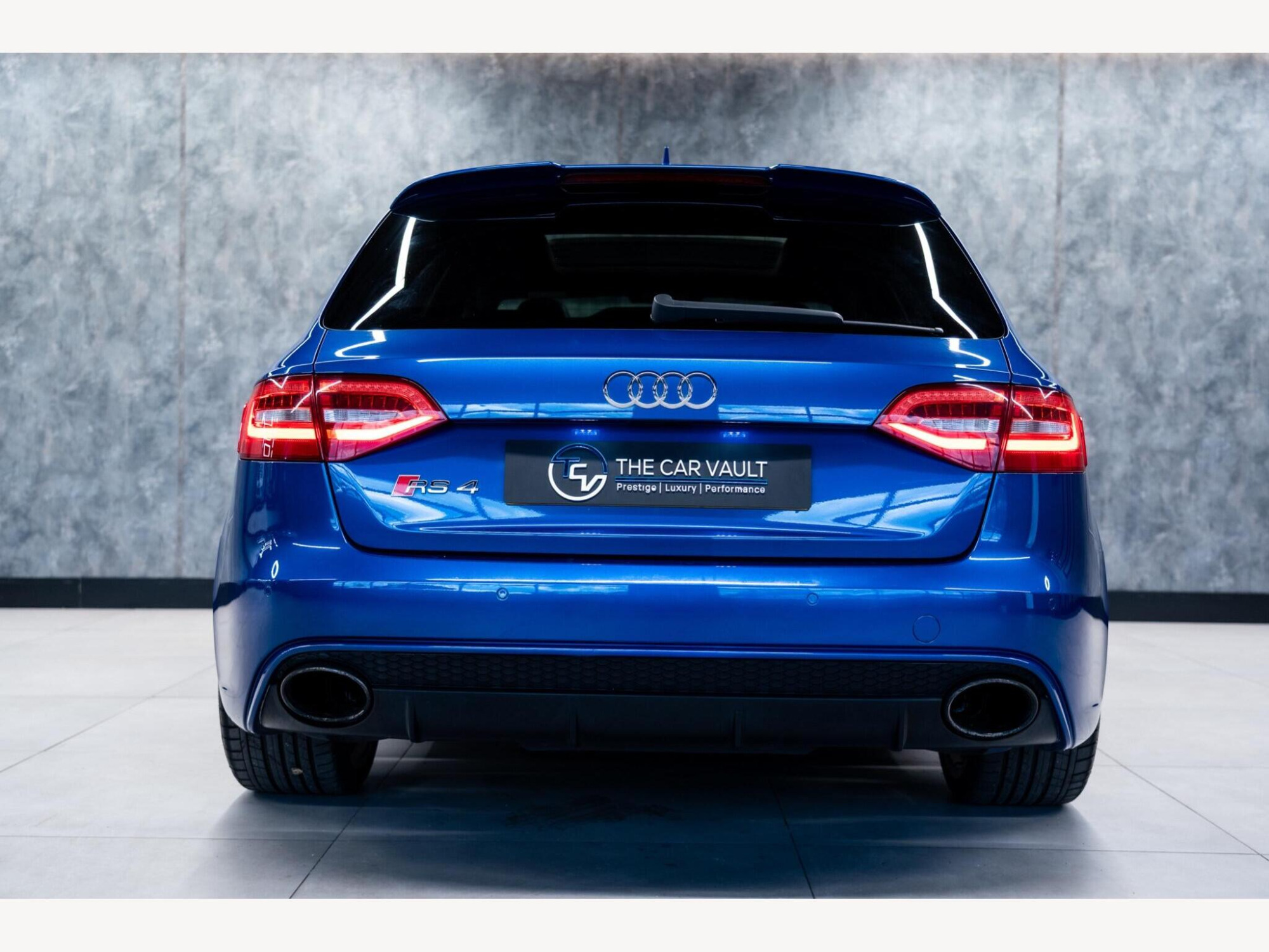 2015 Audi RS4 Avant image 7