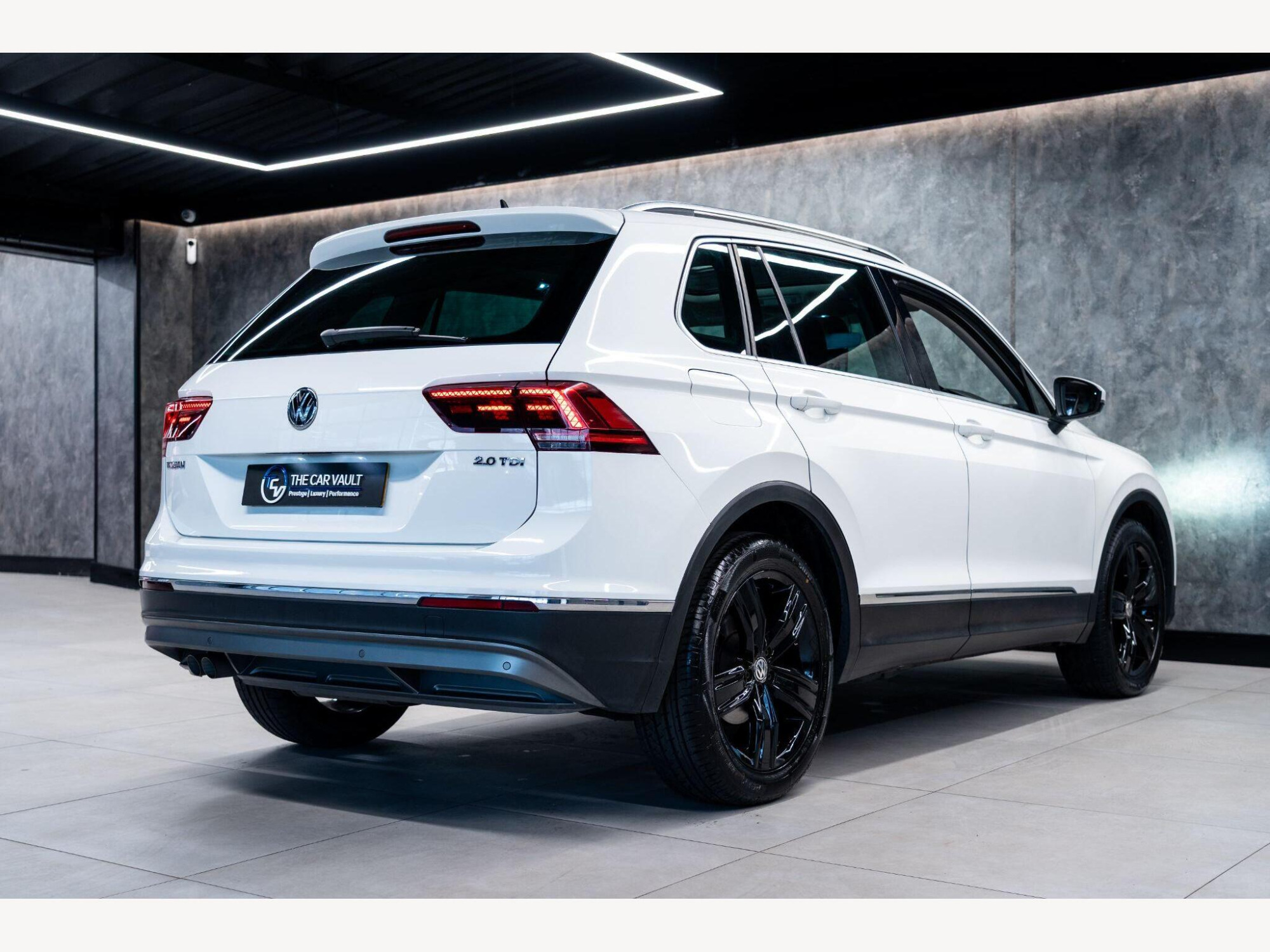 2017 Volkswagen Tiguan image 8