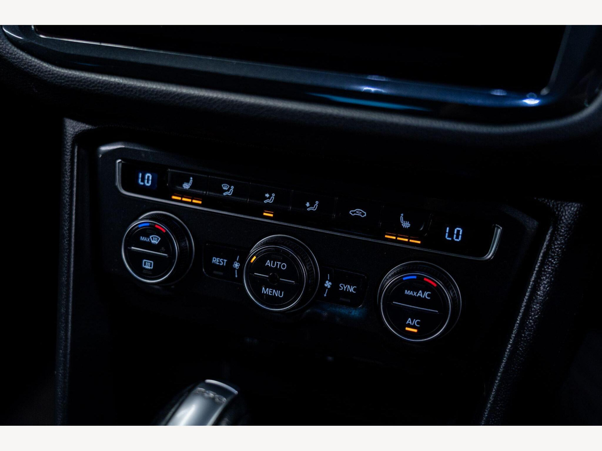 2017 Volkswagen Tiguan image 30