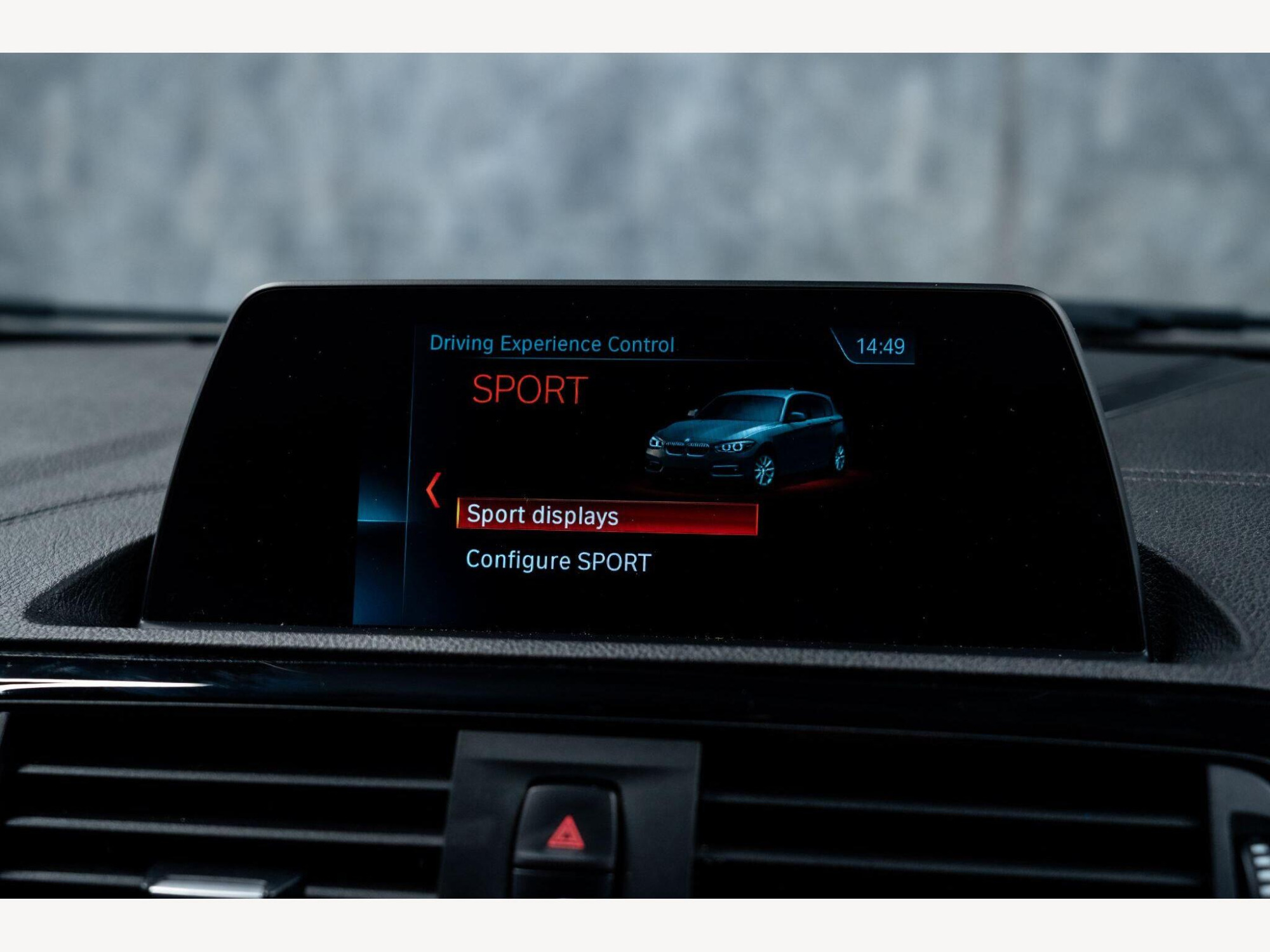 2019 BMW 1 Series image 21