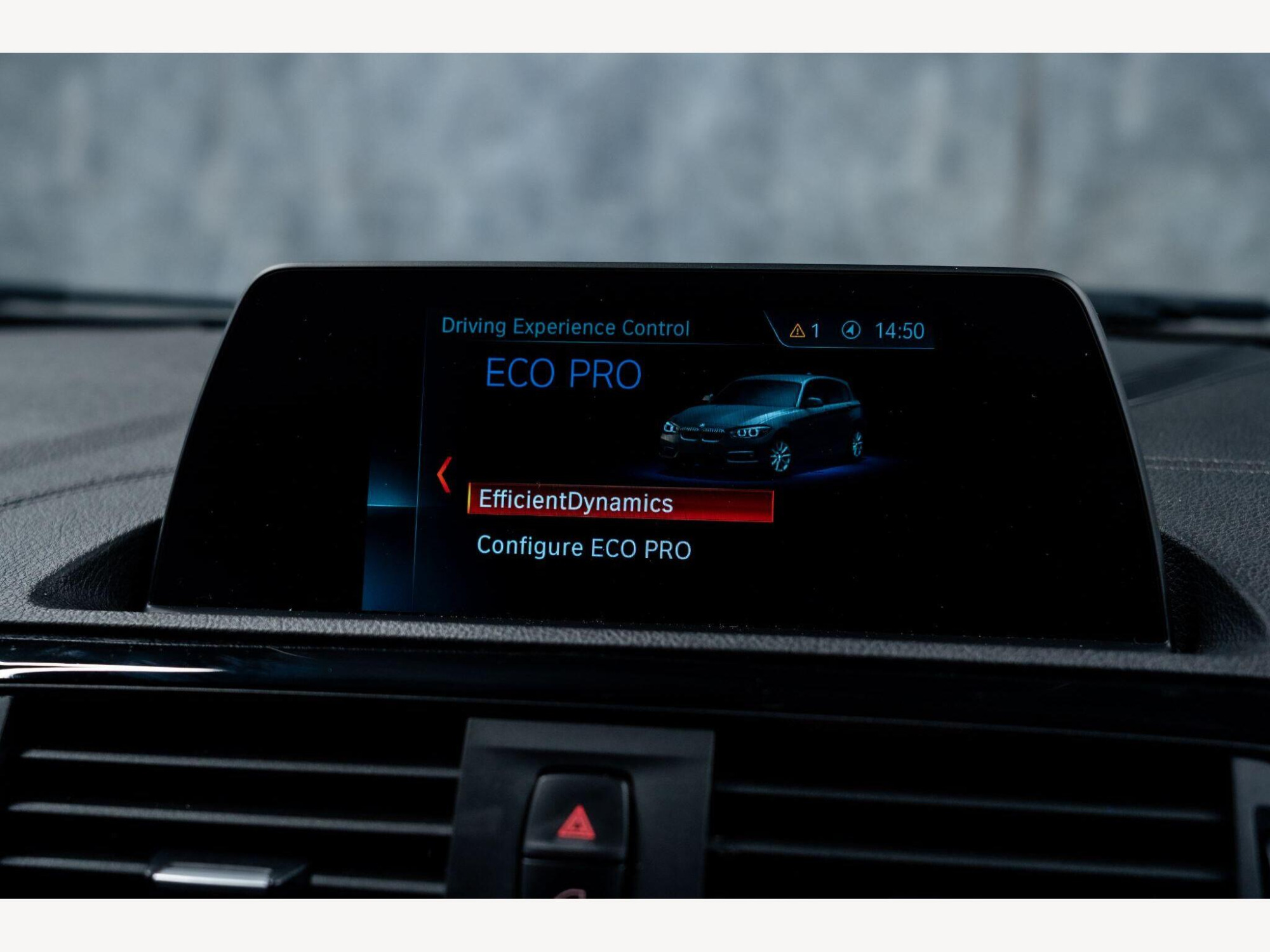 2019 BMW 1 Series image 23