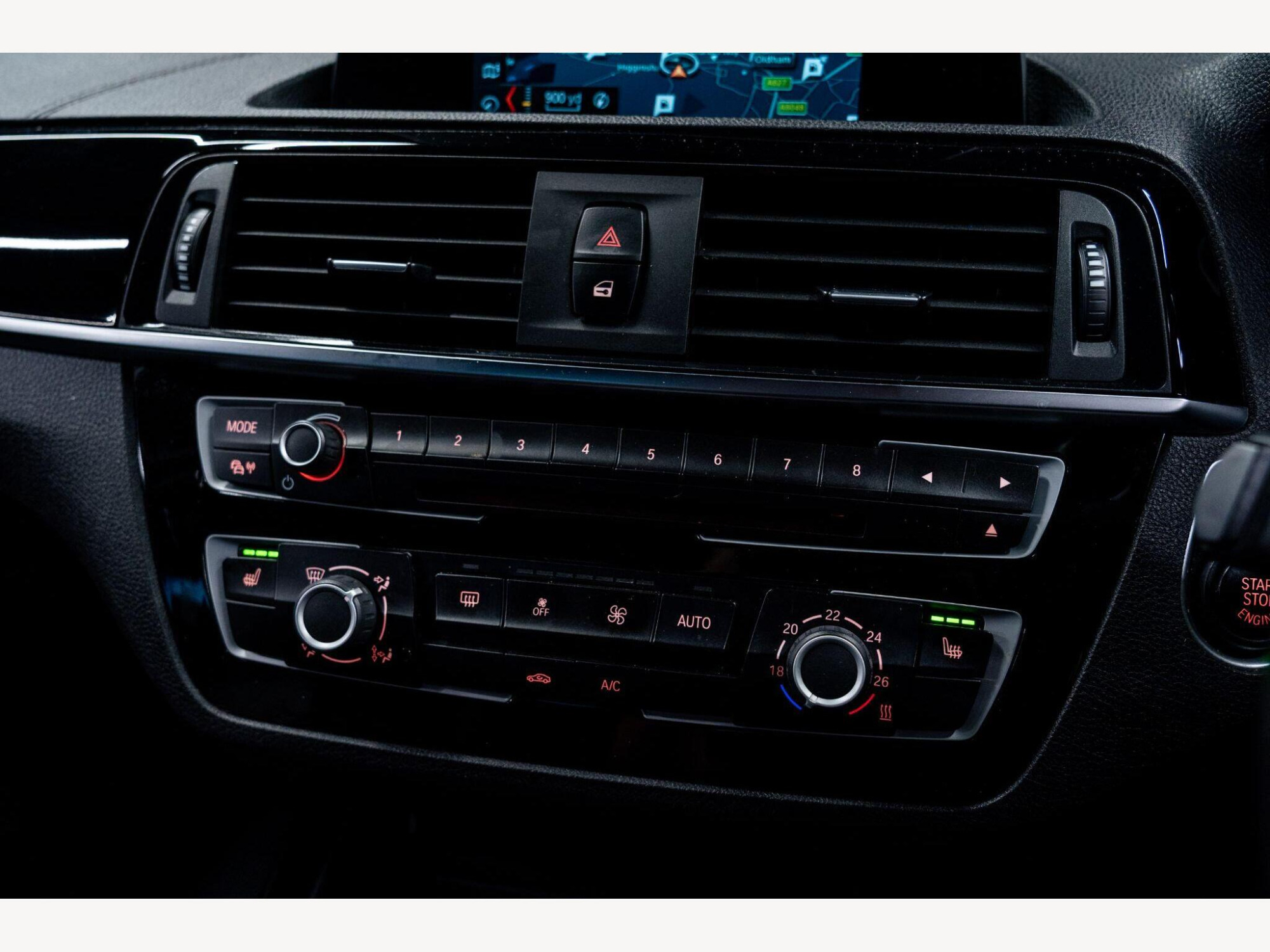 2019 BMW 1 Series image 35