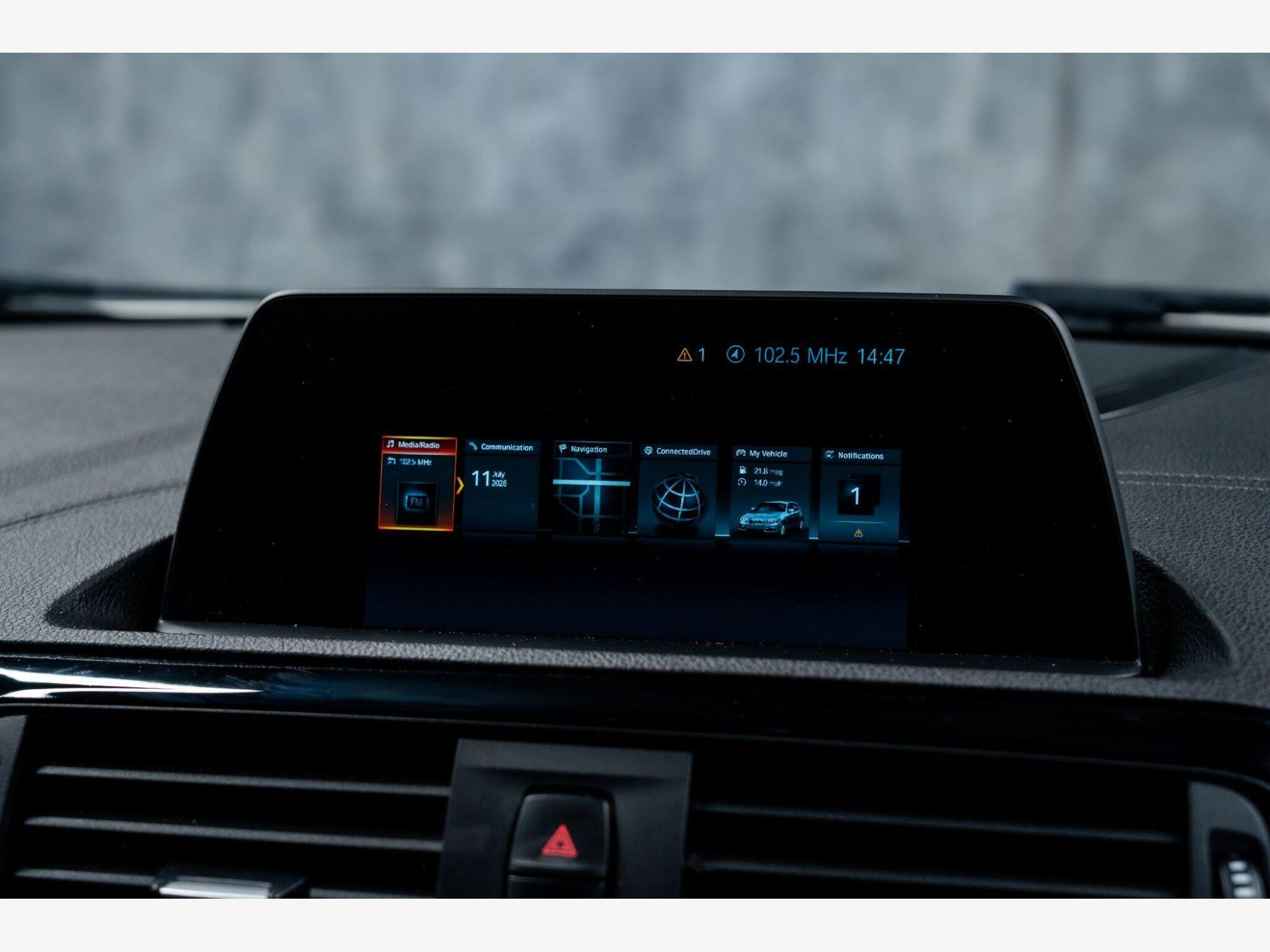 2019 BMW 1 Series image 27
