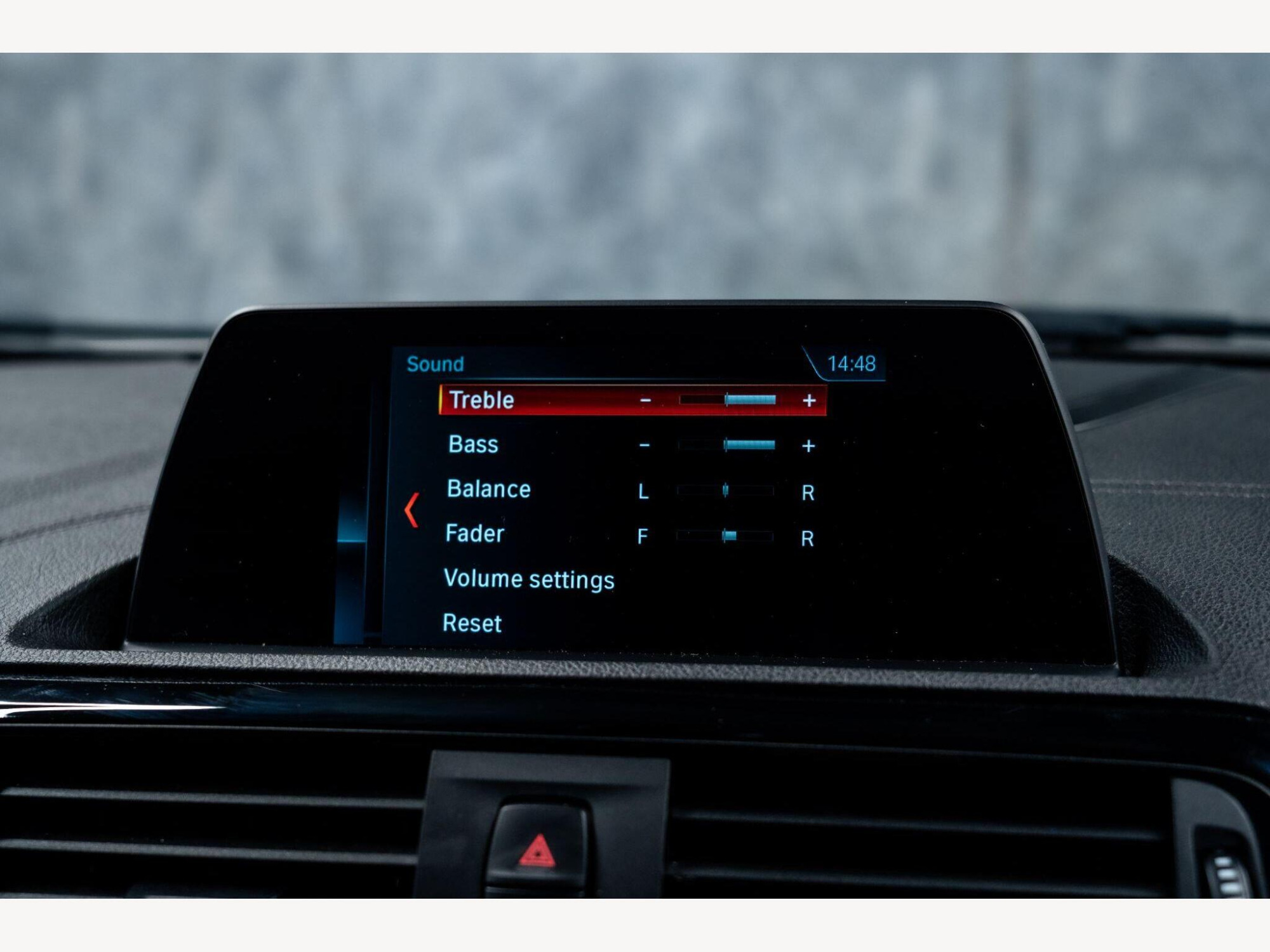 2019 BMW 1 Series image 28