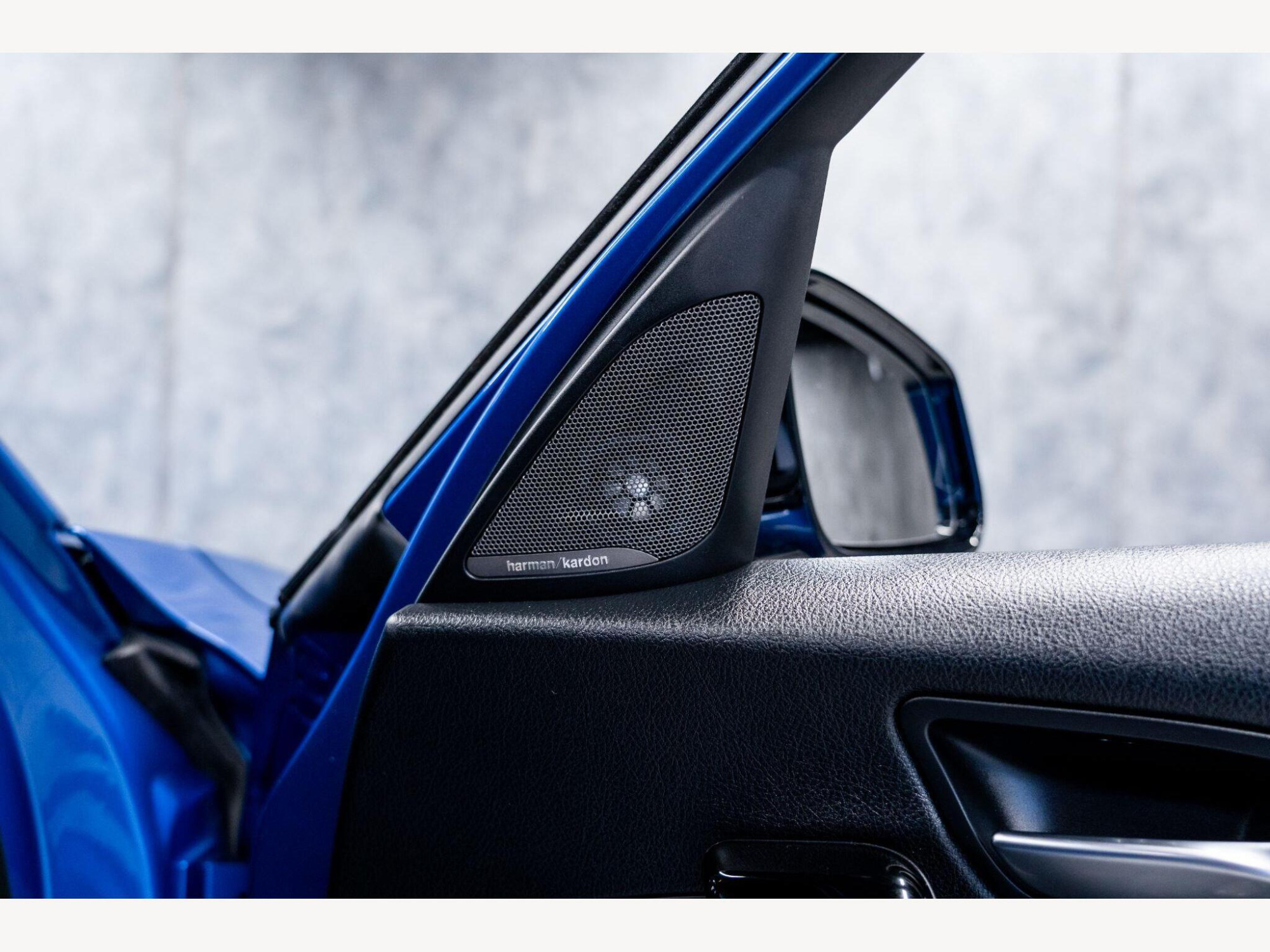 2019 BMW 1 Series image 38