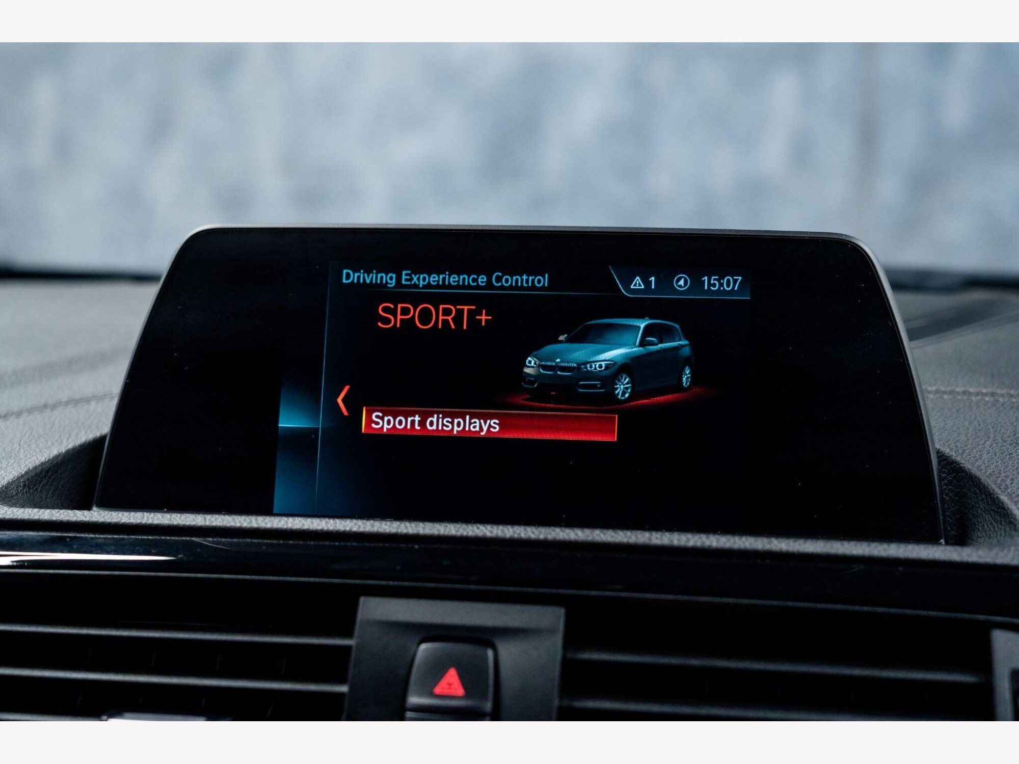 2019 BMW 1 Series image 21