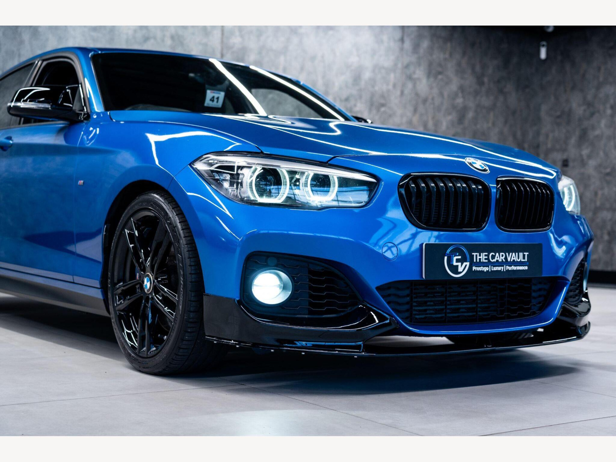 2019 BMW 1 Series image 9