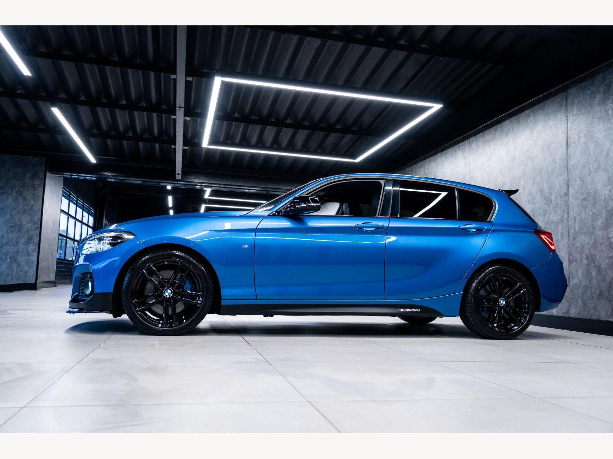 2019 BMW 1 Series image 8