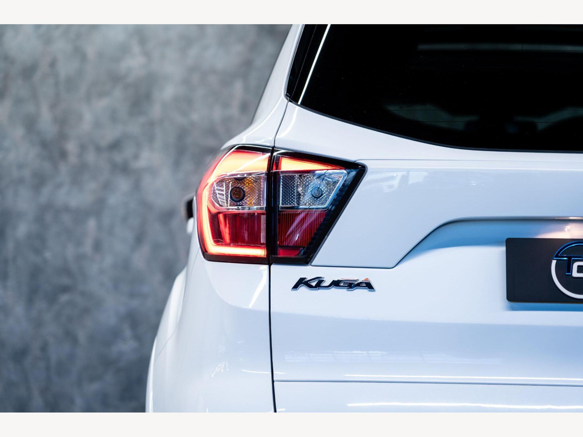 2017 Ford Kuga image 12