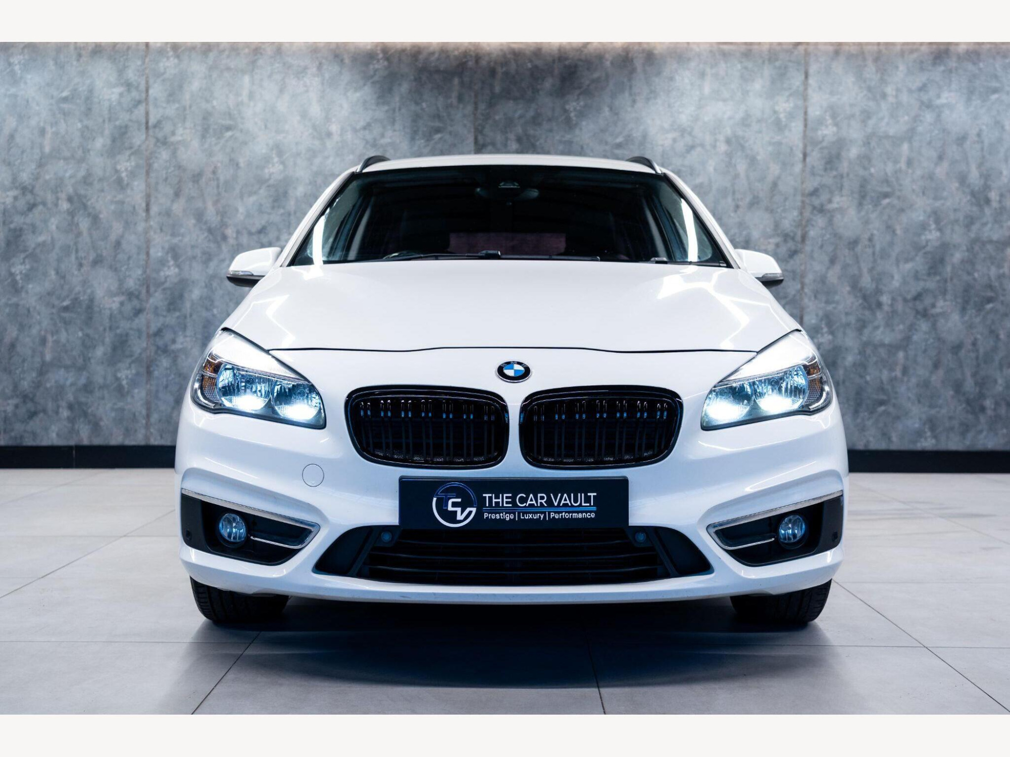 2015 BMW 2 Series Gran Tourer image 5
