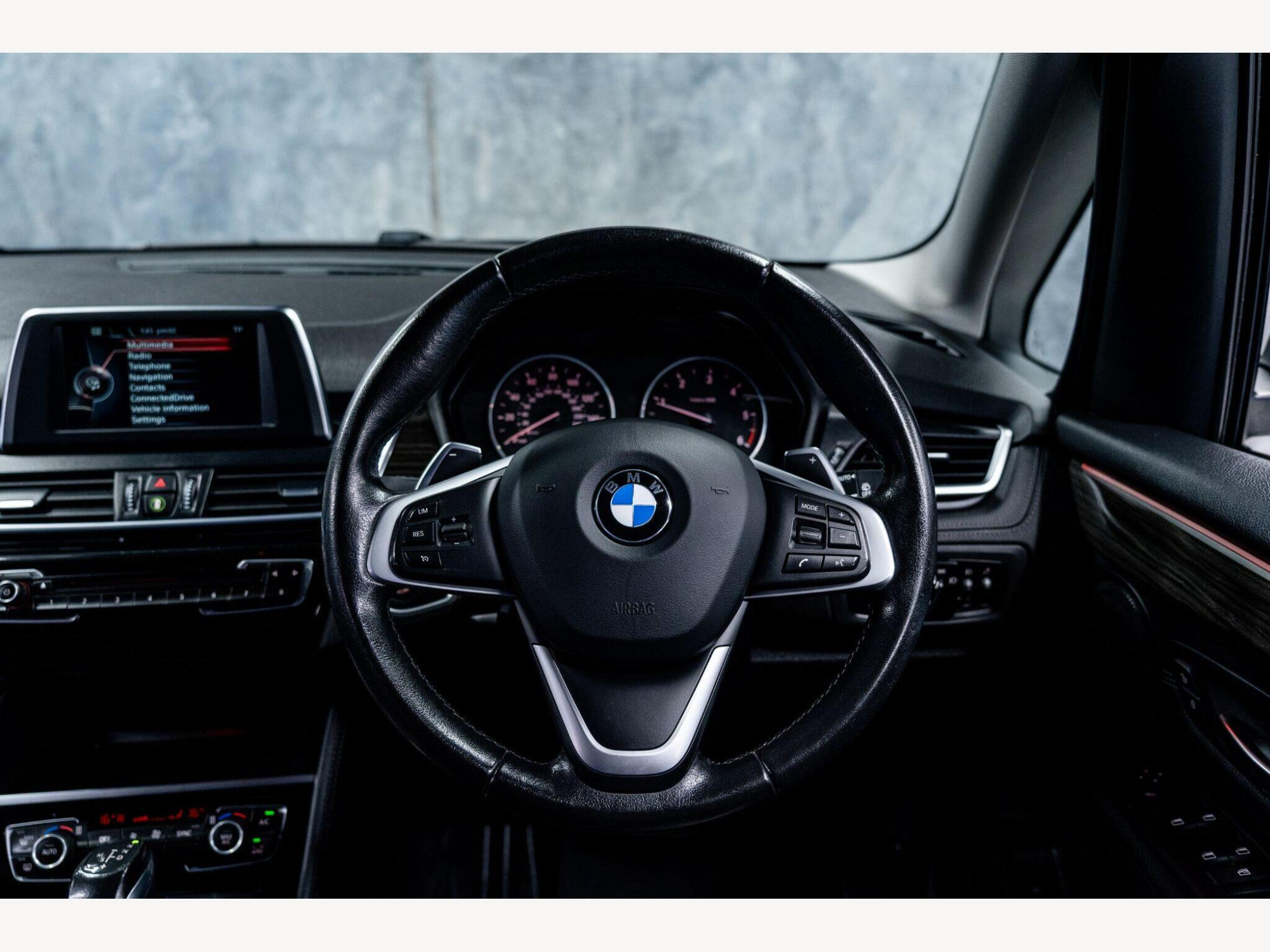 2015 BMW 2 Series Gran Tourer image 16