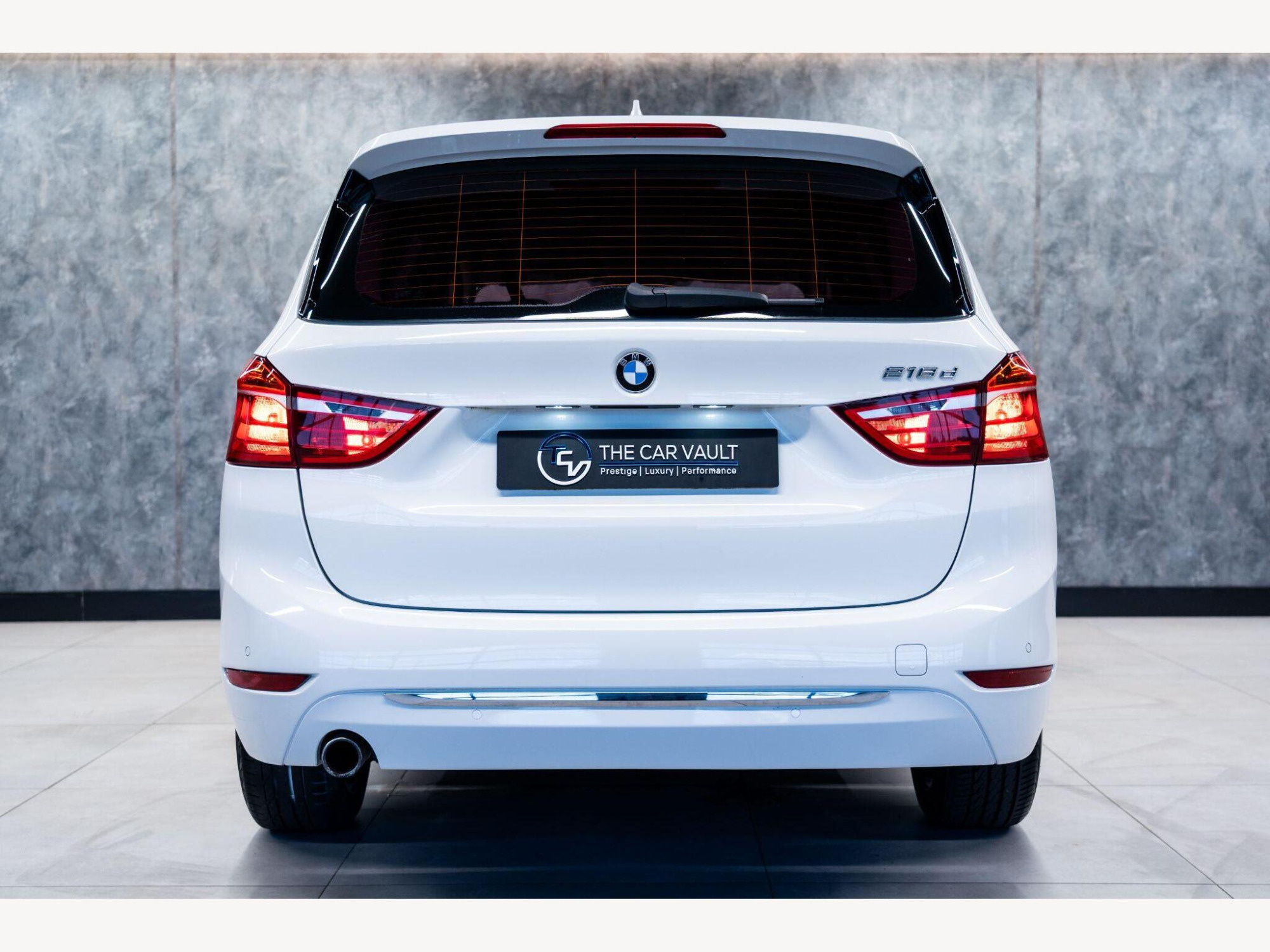 2015 BMW 2 Series Gran Tourer image 7