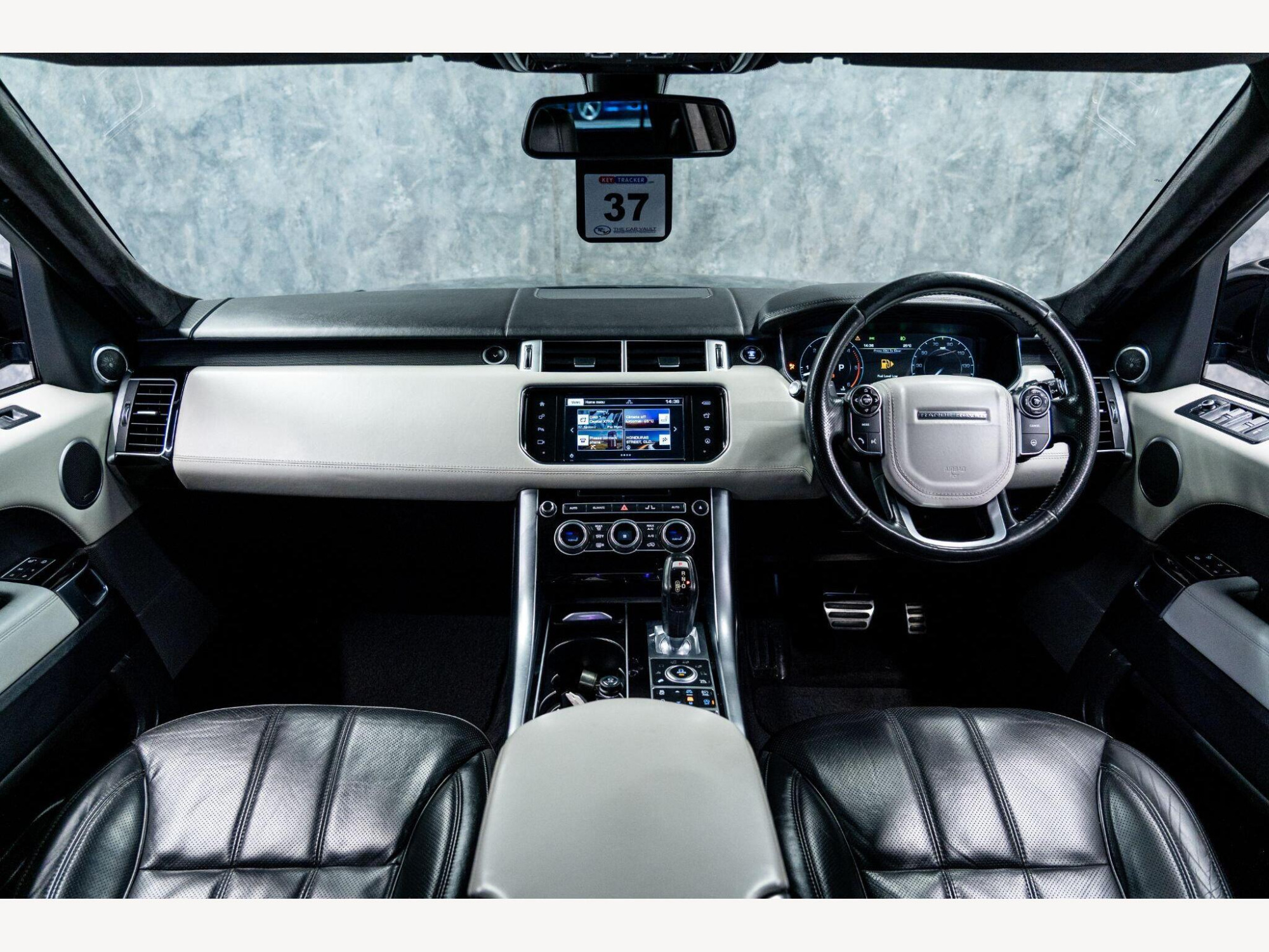 2016 Land Rover Range Rover Sport image 2