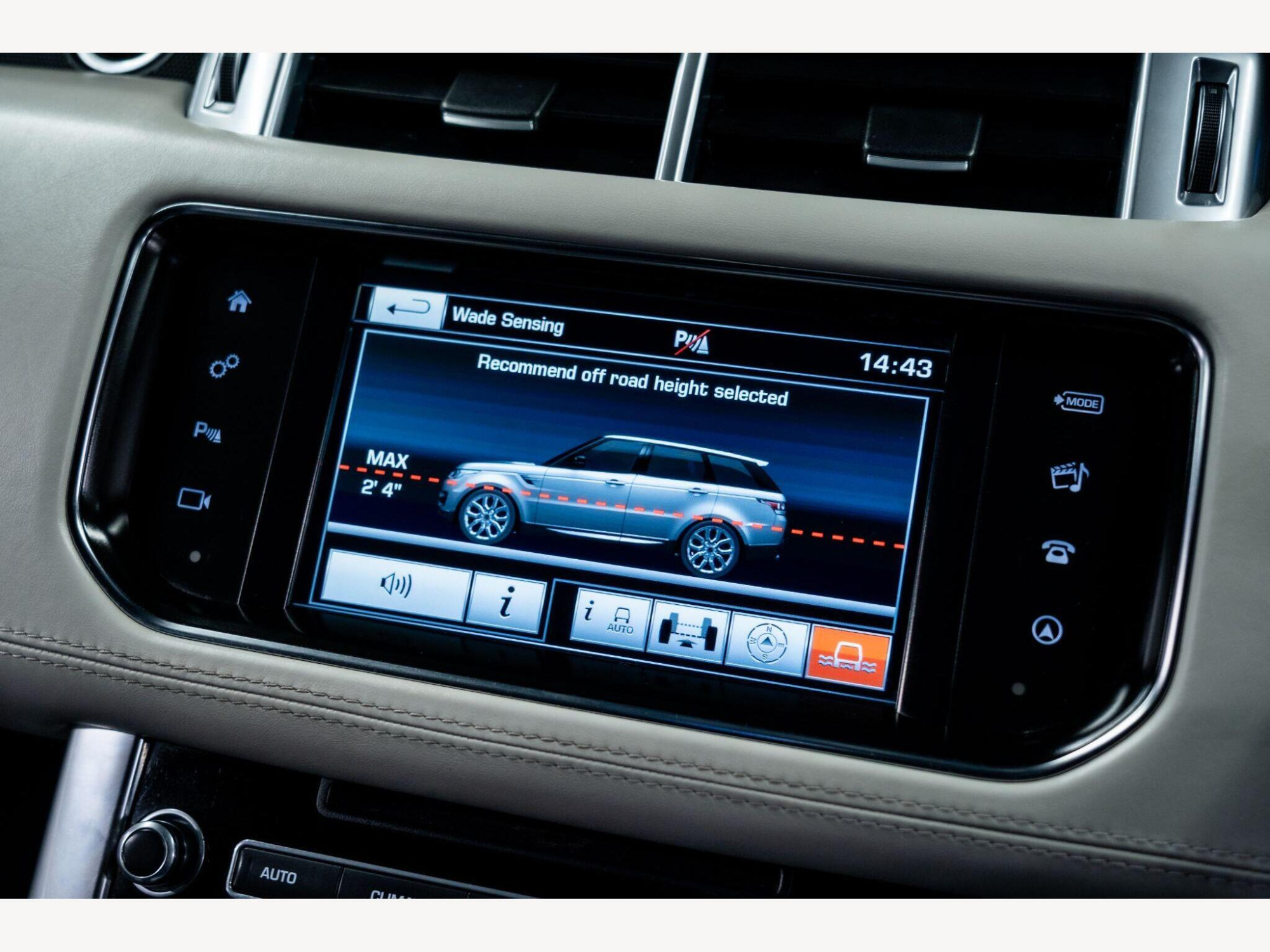 2016 Land Rover Range Rover Sport image 27
