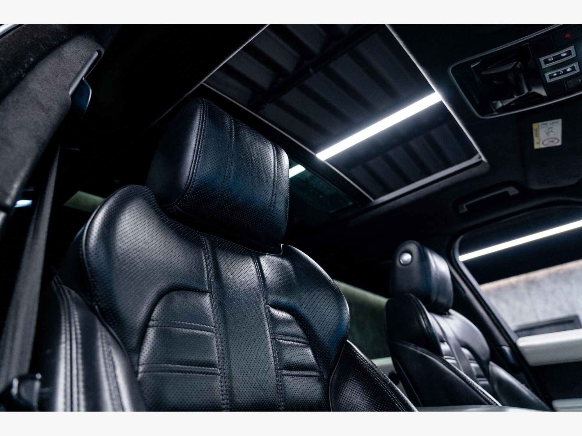 2016 Land Rover Range Rover Sport image 45