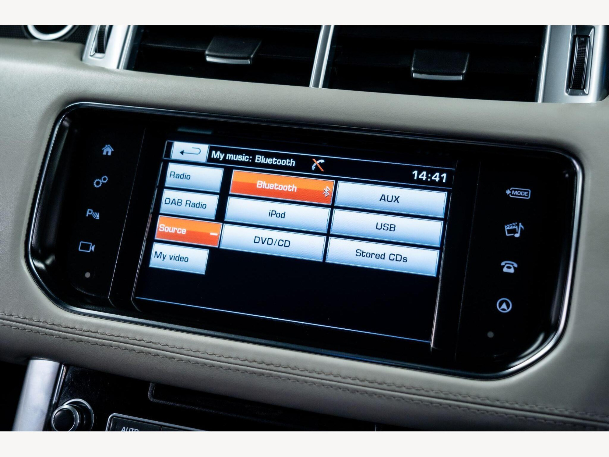 2016 Land Rover Range Rover Sport image 32
