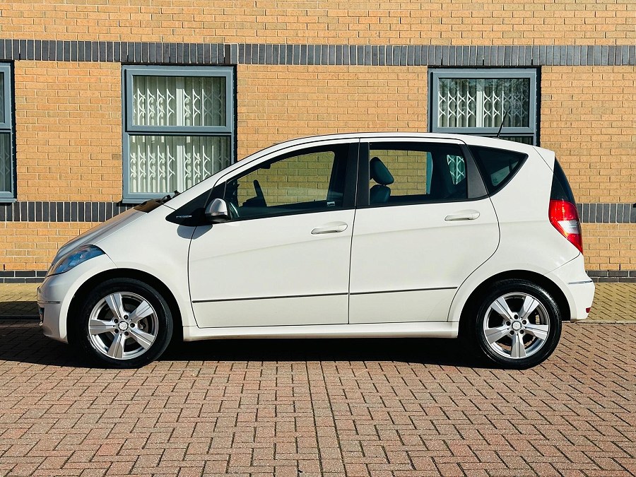 2012 Mercedes-Benz A Class photo 5