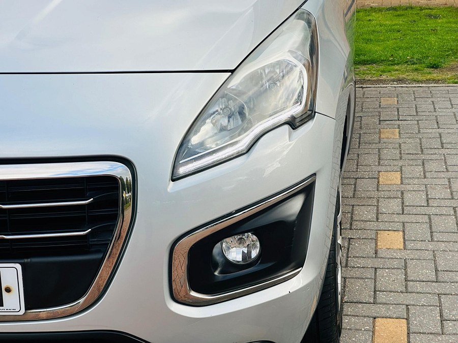 2015 Peugeot 3008 photo 10