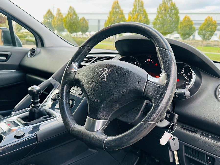 2015 Peugeot 3008 photo 14