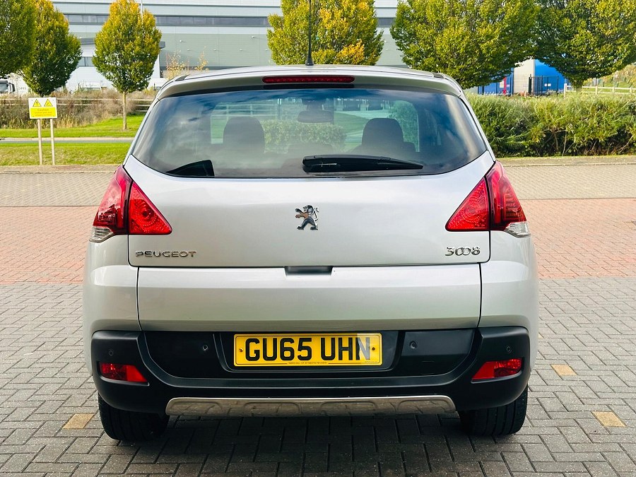 2015 Peugeot 3008 photo 8