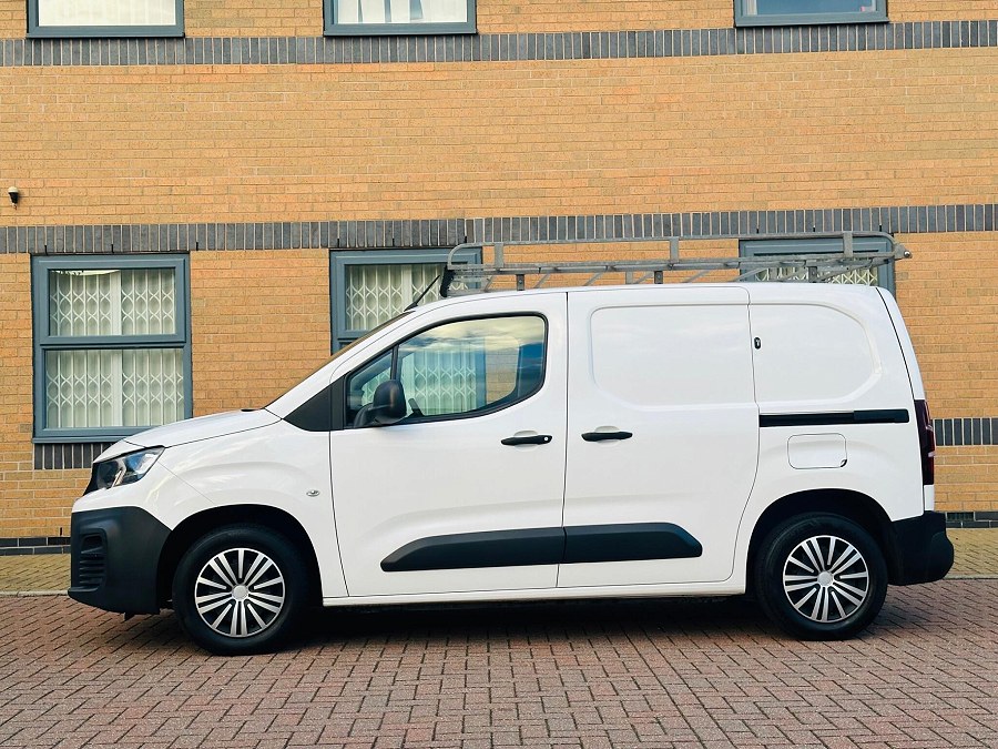 2019 Peugeot Partner photo 4