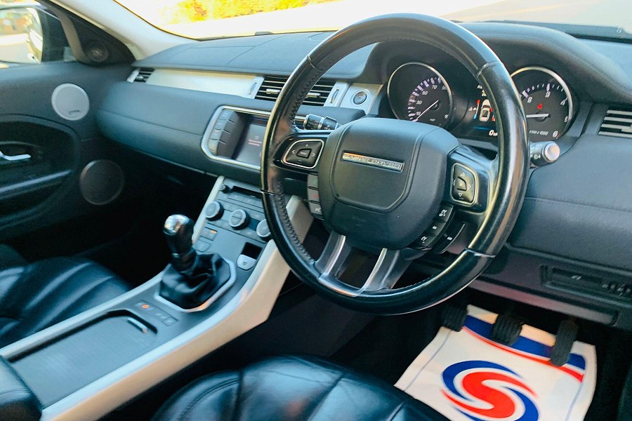 2012 Land Rover Range Rover Evoque photo 9