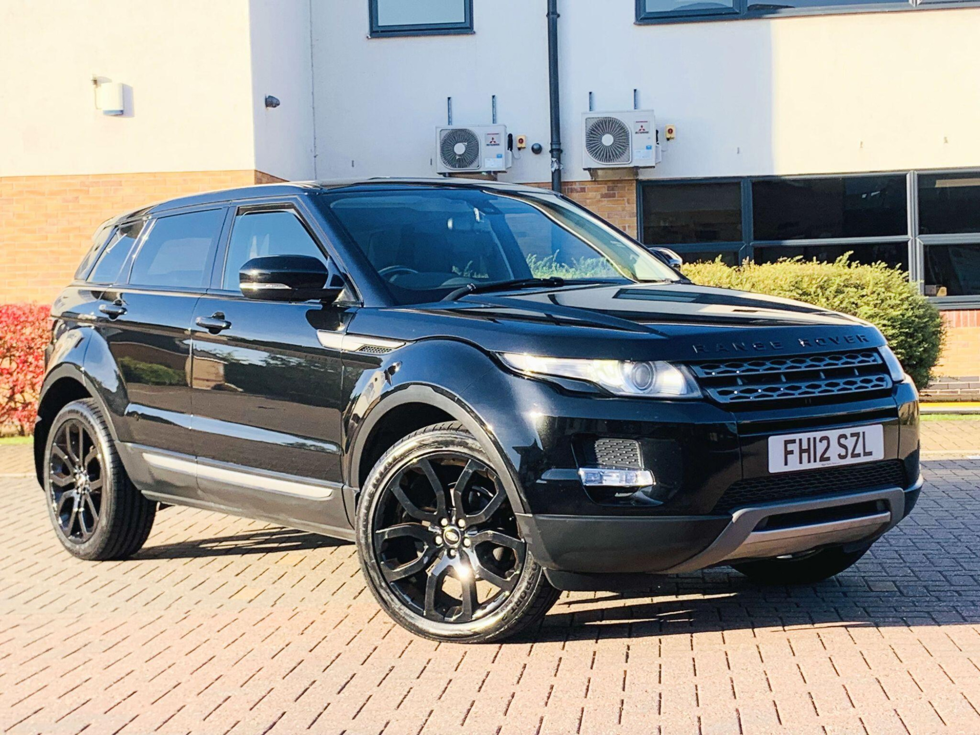2012 Land Rover Range Rover Evoque 2.2 TD4 Pure 4WD Euro 5 (s/s) 5dr for sale at Select Cars of Wakefield