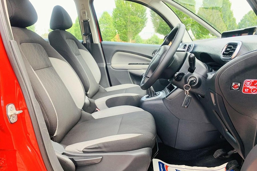 2015 Citroen C3 Picasso photo 12