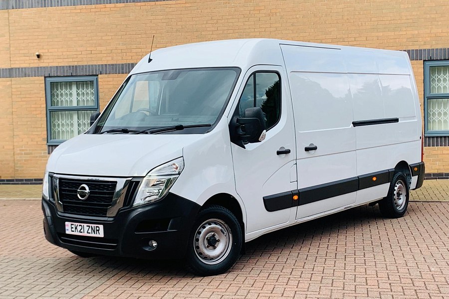 2021 Nissan NV400 photo 3