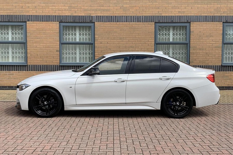 2013 BMW 3 SERIES photo 5