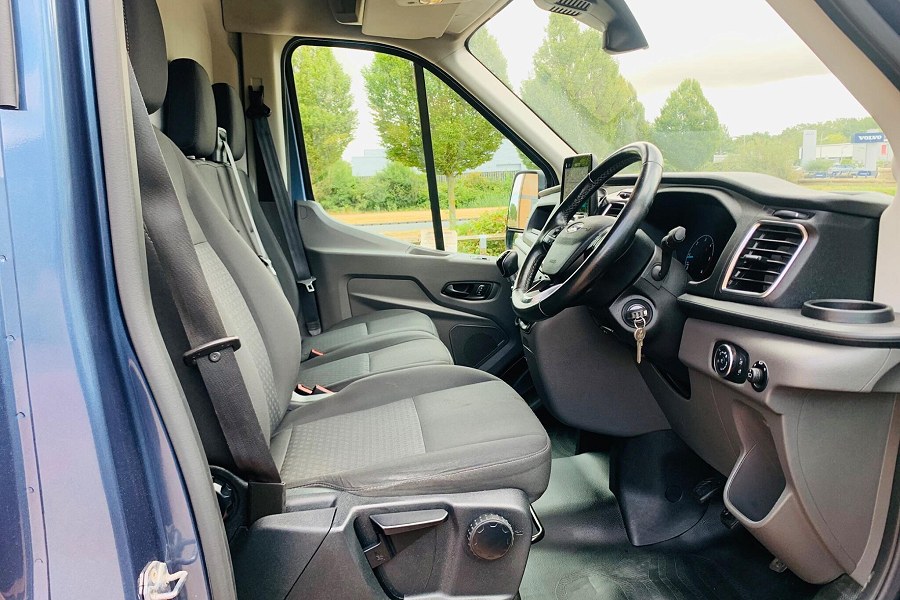 2022 Ford TRANSIT photo 8