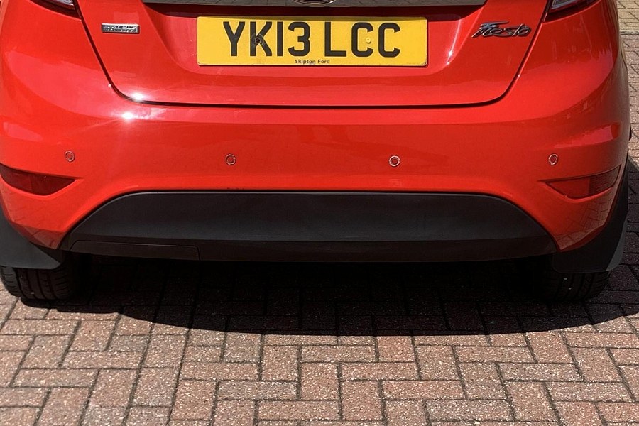 2013 Ford FIESTA photo 9