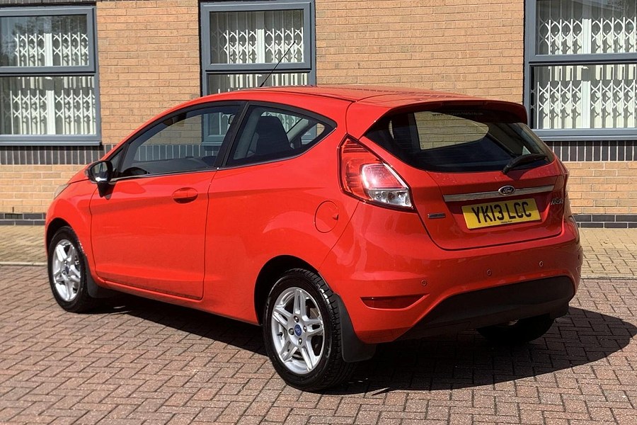 2013 Ford FIESTA photo 5