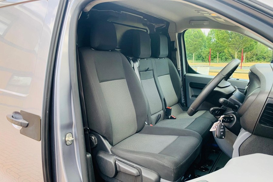 2022 Citroen Dispatch photo 10