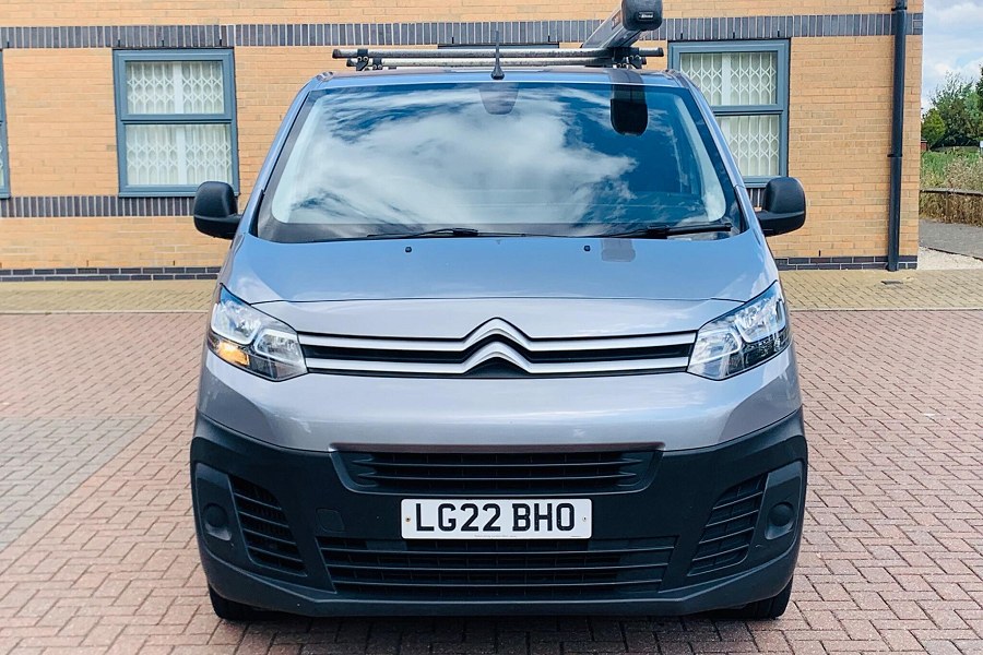 2022 Citroen Dispatch photo 2