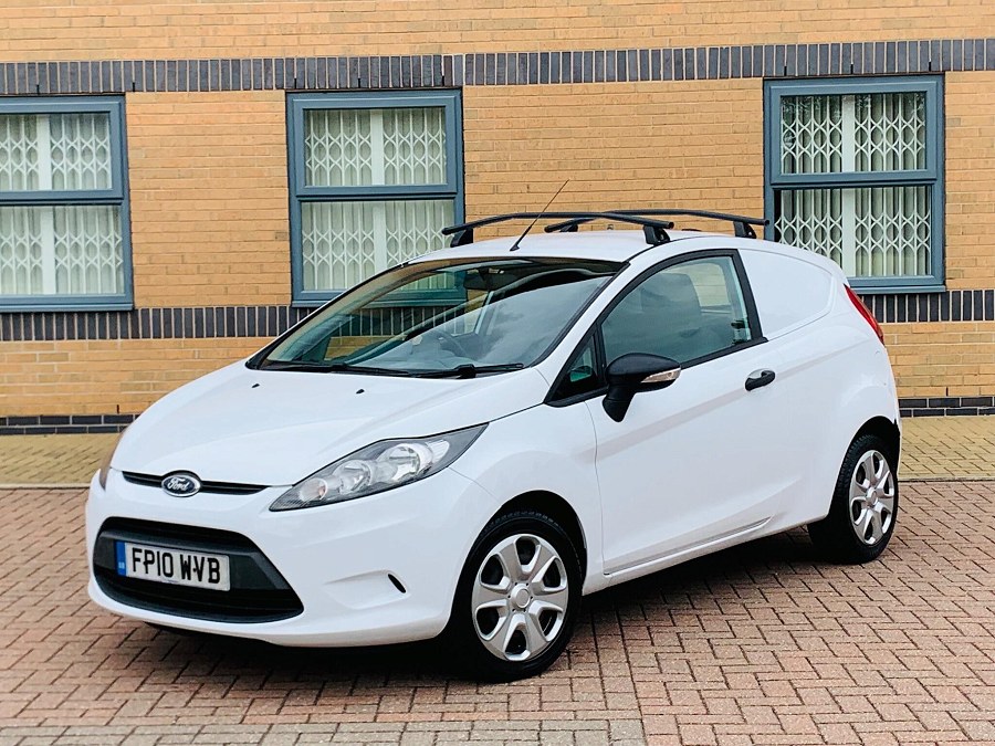 2010 Ford Fiesta Van photo 3