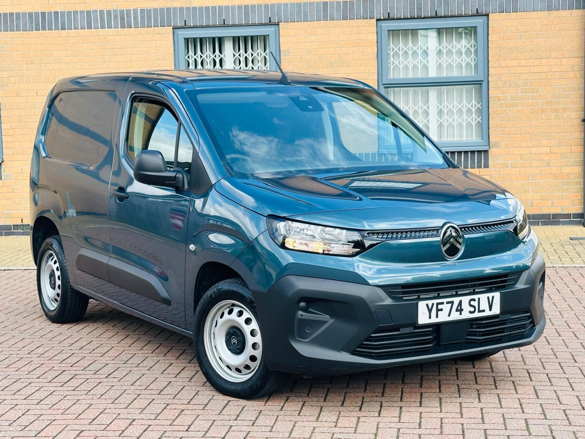 2025 Citroen Berlingo 1.5 BlueHDi 1000 Enterprise M SWB Euro 6 (s/s) 5dr for sale at Select Cars of Wakefield