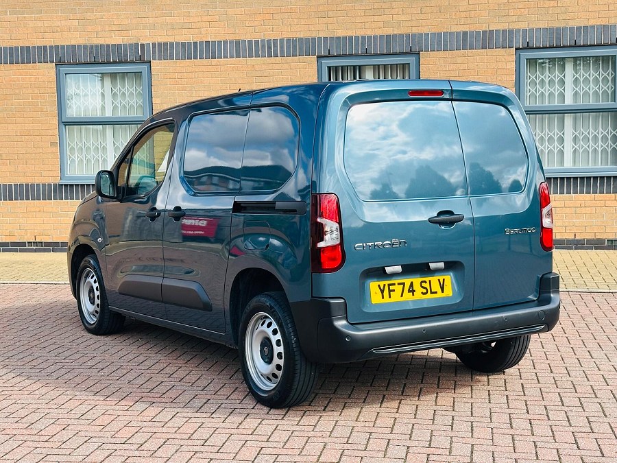 2025 Citroen Berlingo photo 7
