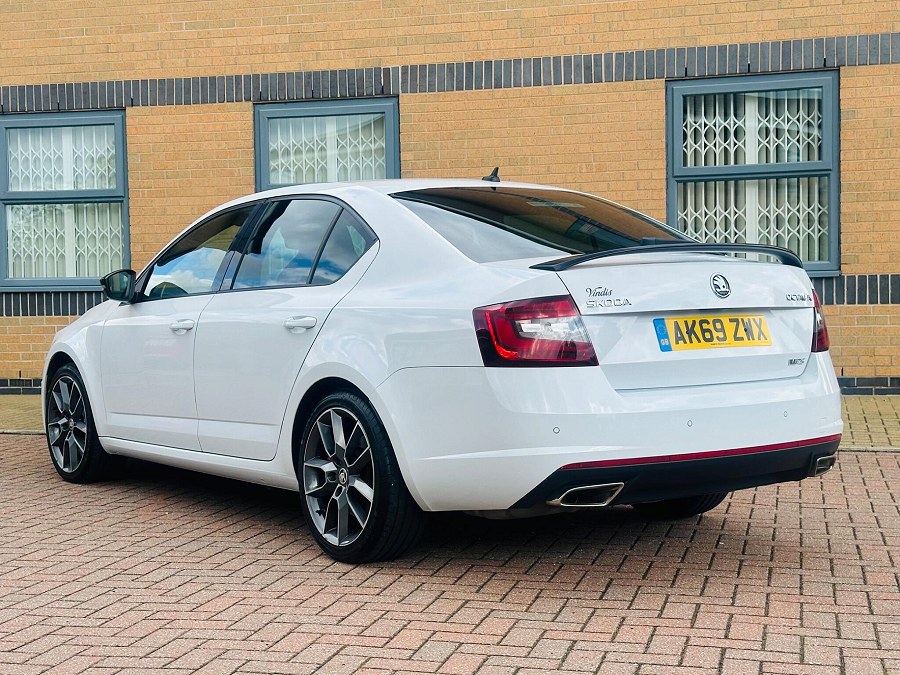 2020 Skoda Octavia photo 7